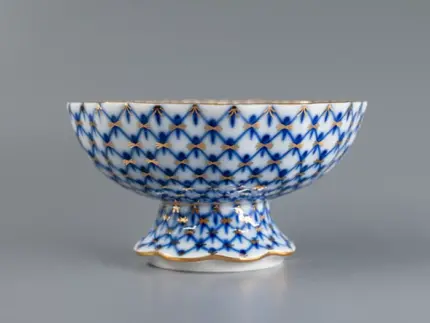 Imperial Kobalt Ağ Şekerlik (Lale Form)